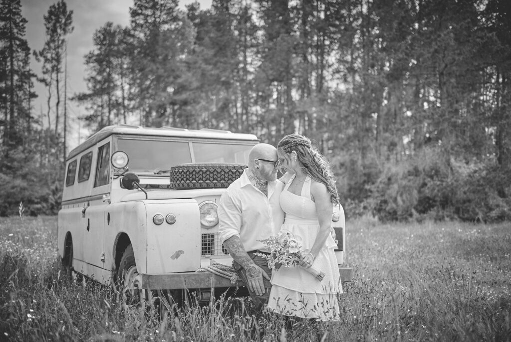 Rover Wedding – Islandrovers Adventure Co.
